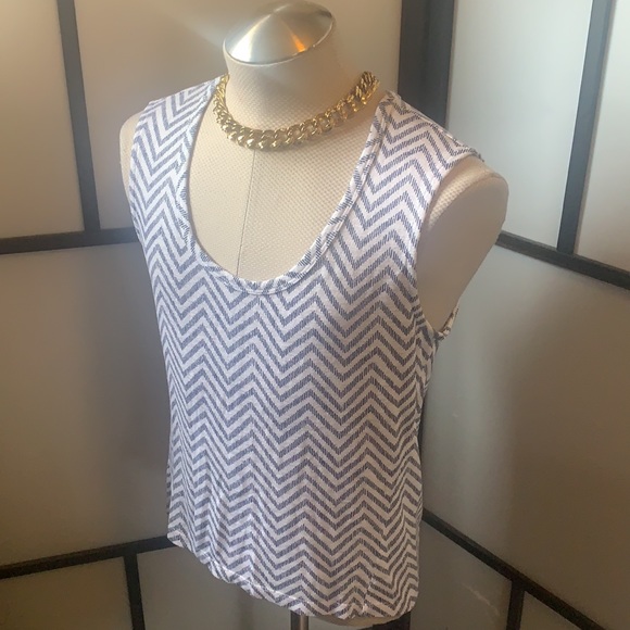 ATHLETA Blue White Hi-Lo Tank Top Size Medium - Picture 2 of 9